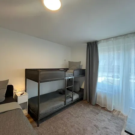 Hub 24 - Mit Balkon - Coffee For Free - *