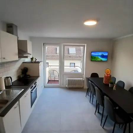 אכסניה Hub 24 - Mit Balkon - Coffee For Free -